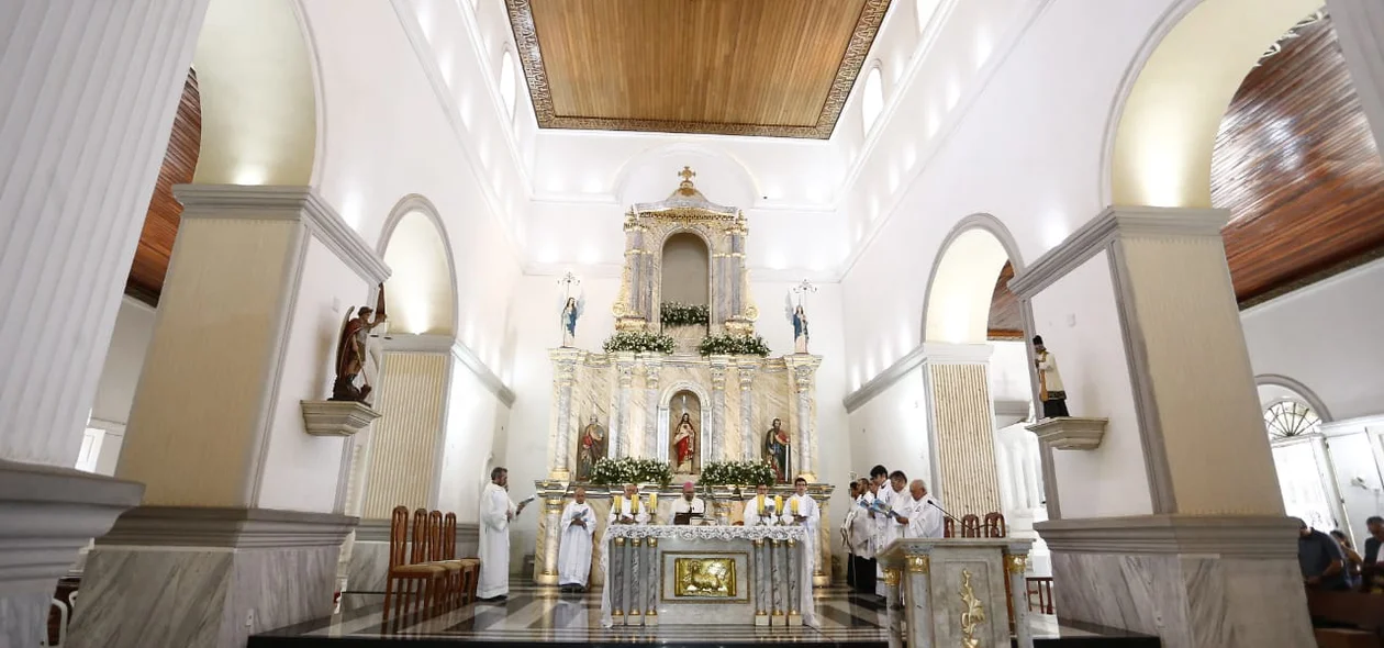 A celebração foi realizada na Igreja Nossa Senhora do Amparo