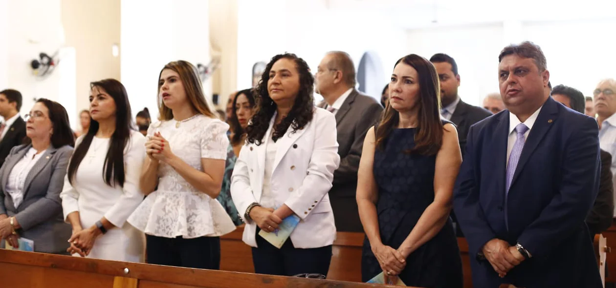 Autoridades estiveram presentes na celebração
