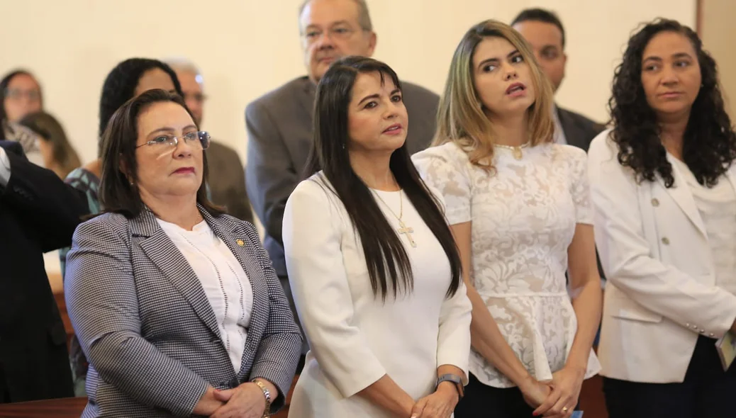 Teresinha Medeiros, Teresa Britto, Pollyana Rocha e Cida Santiago