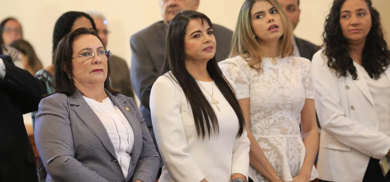 Teresinha Medeiros, Teresa Britto, Pollyana Rocha e Cida Santiago