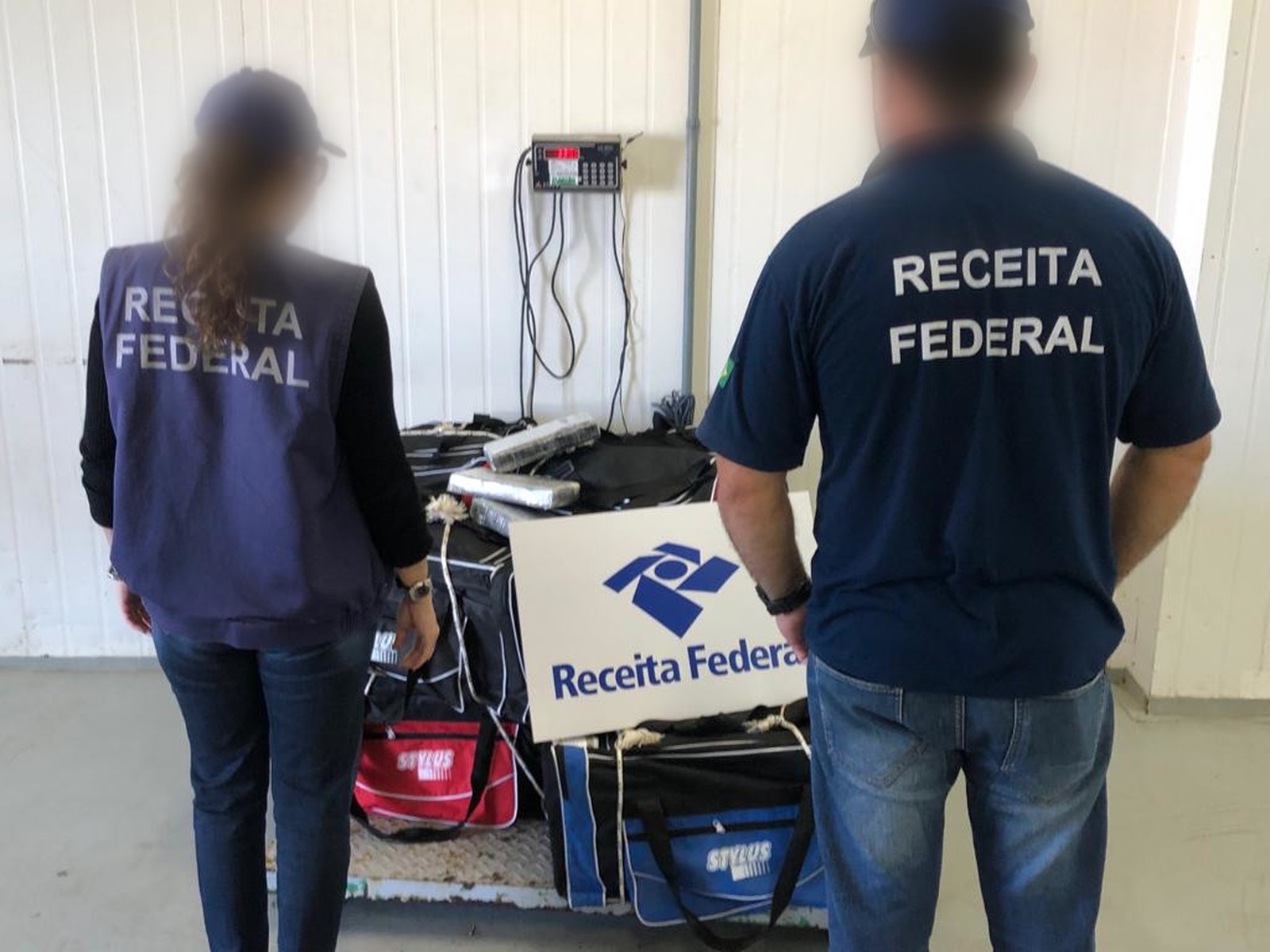 Drogas estavam em mochilas