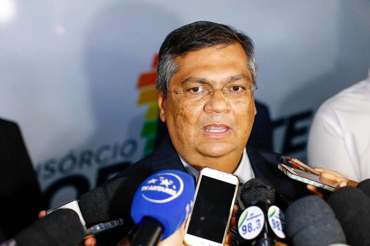 Ministro Flavio Dino