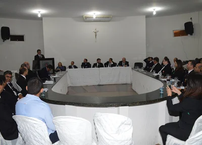 Sessão solene em homenagem do Dia do Maçom em Picos