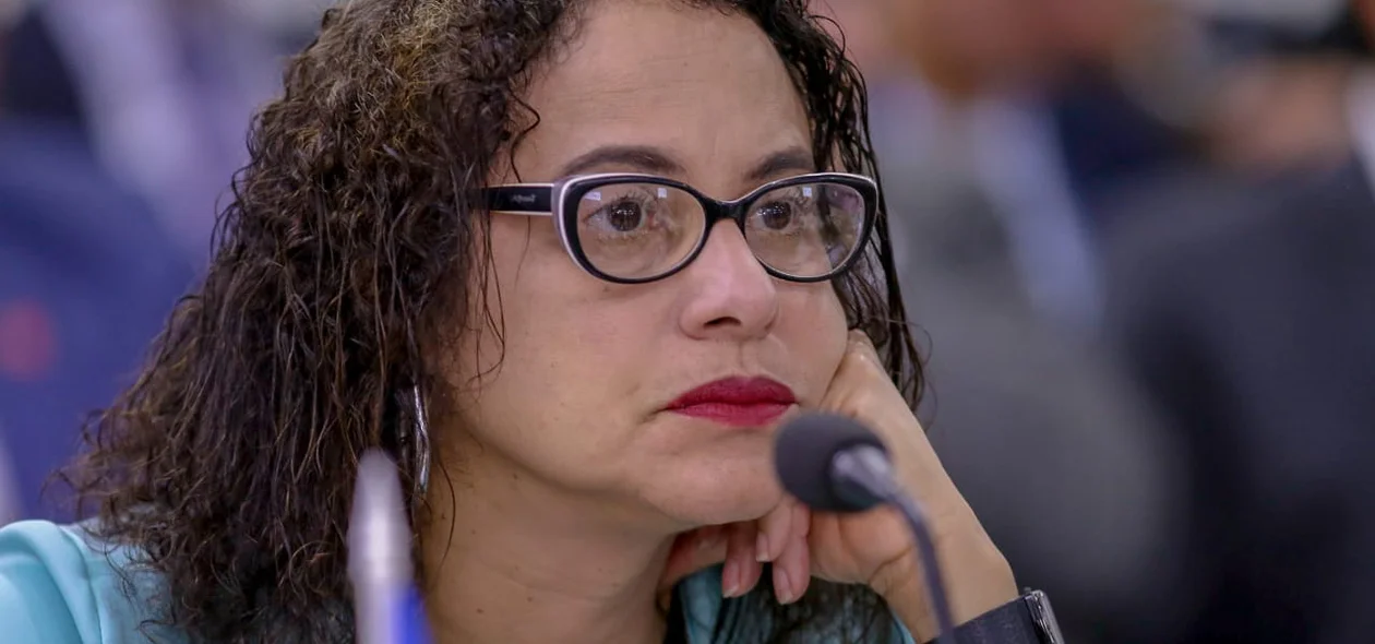 Vice-governadora Luciana Santos