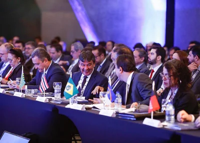 Governador Wellington Dias ao lado dos governadores no Abdib Fórum Infraestrutura Regional – Edição Nordeste