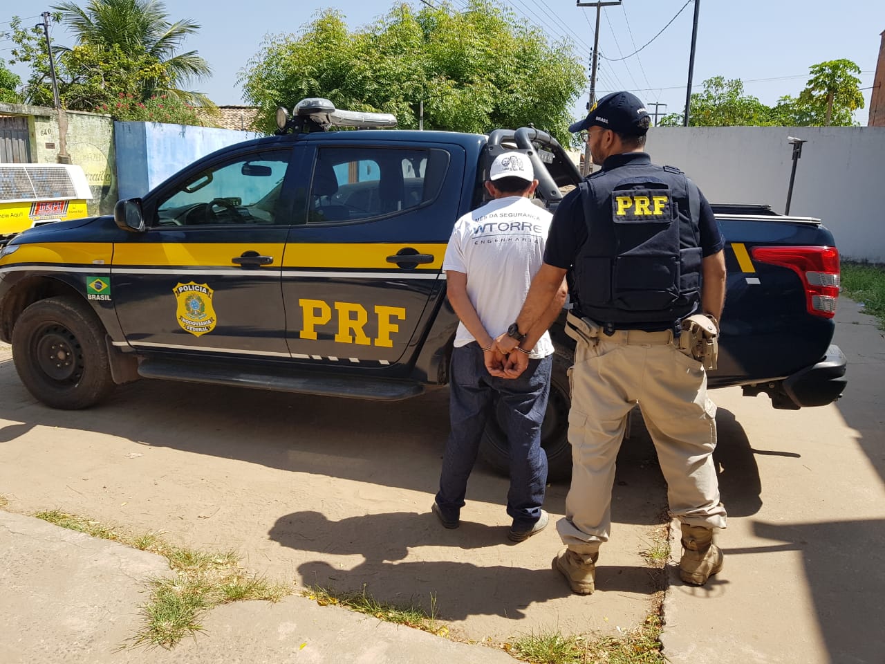 PRF conduz homem a delegacia por adulteração de moto