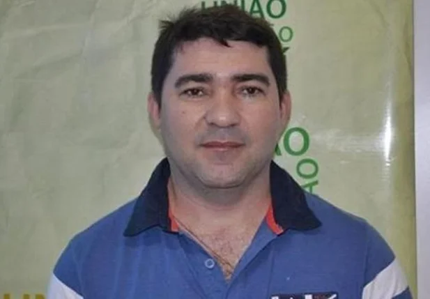 Ex-prefeito Ricardo Gonçalves deixa a oposição e adere a gestão municipal