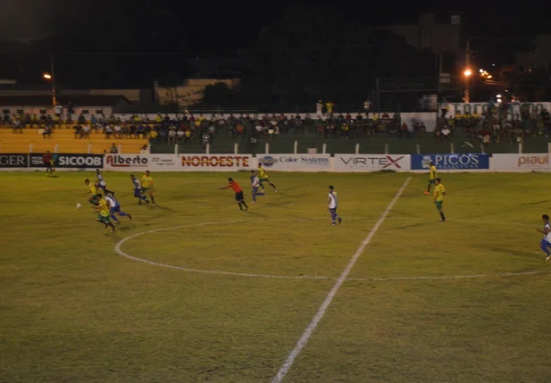 Jogo terminou 5 a 1 para Picos