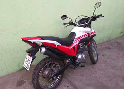 Motocicleta roubada que estava sendo comercializada pela OLX
