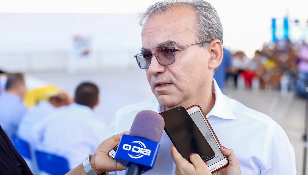 Prefeito Firmino Filho (PSDB)