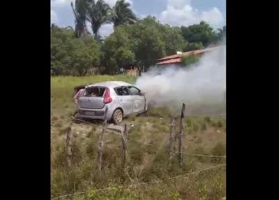 Veículo teve princípio de incêndio
