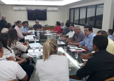 Encontro de JVC com líderes do PTB