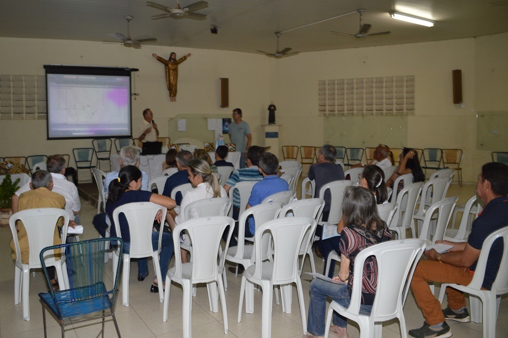 Reunião discute projeto de reforma da Catedral de Picos