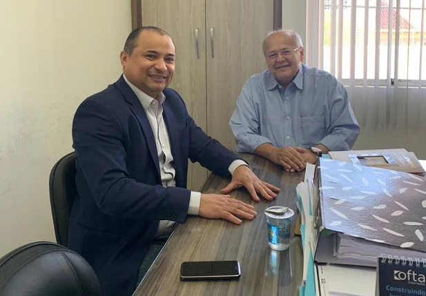 Evaldo e Charles da Silveira