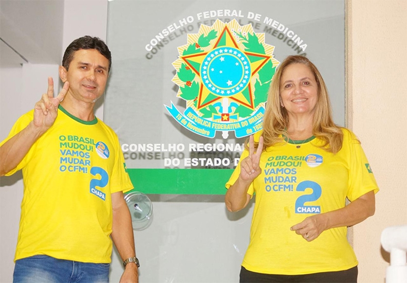 Leonardo Sérvio Luz e Lia Cruz Damásio