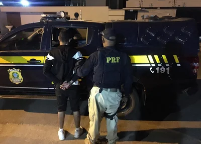 Polícia Rodoviária Federal cumpre mandado de prisão