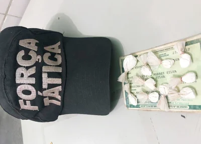 Drogas encontradas com o suspeito