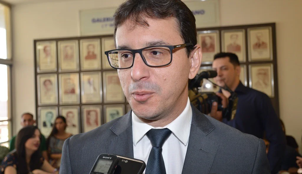 Procurador diz que servidores vêm para somar com a gestão