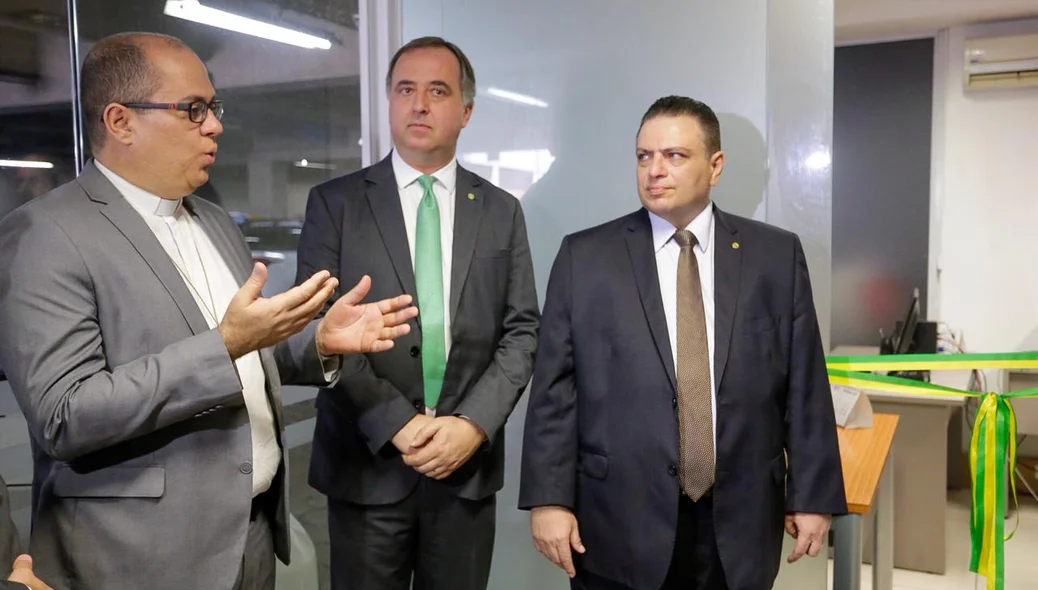 Ouvidora Legislativa é inaugurada em Teresina