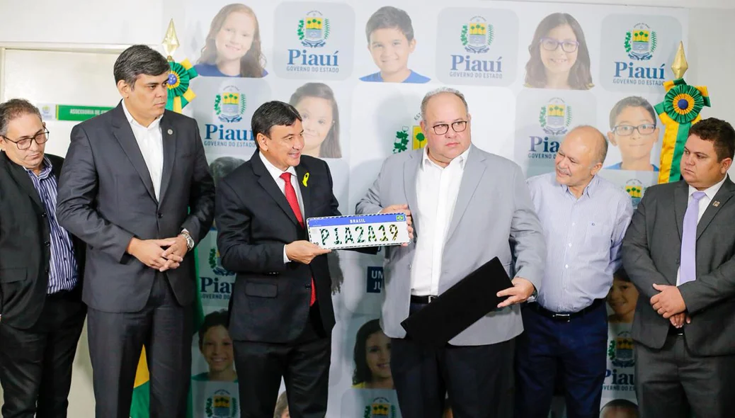 Piauí adota nova placa Mercosul