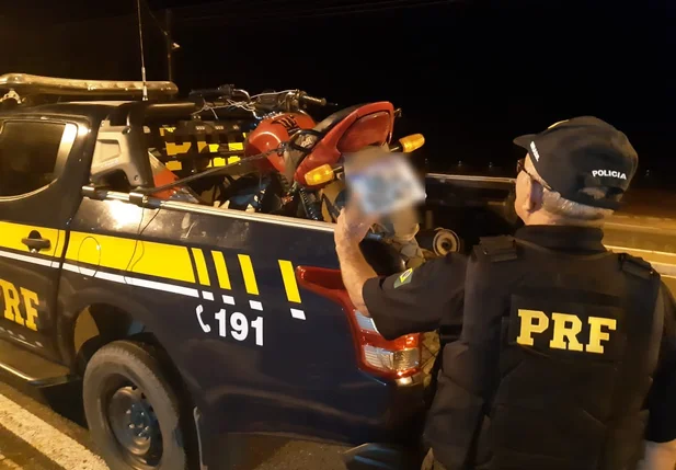 Veículo recuperado pela PRF