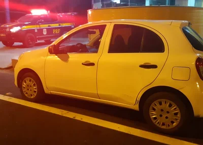 Veículo roubado foi recuperado pela PRF