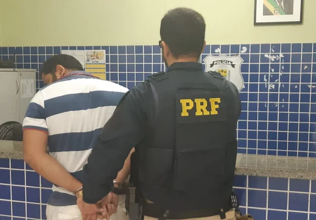 Homem é preso acusado de estelionato