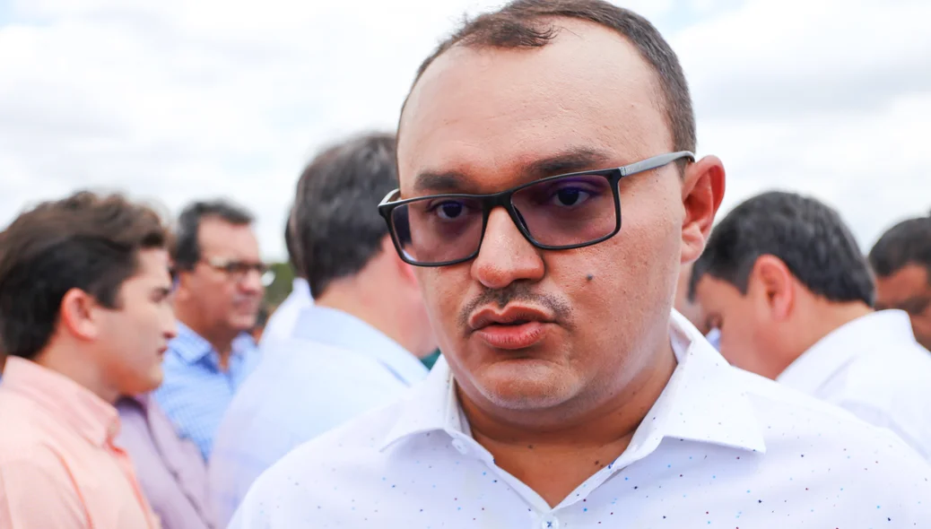 Jullyvan Mendes prefeito de Beneditinos 