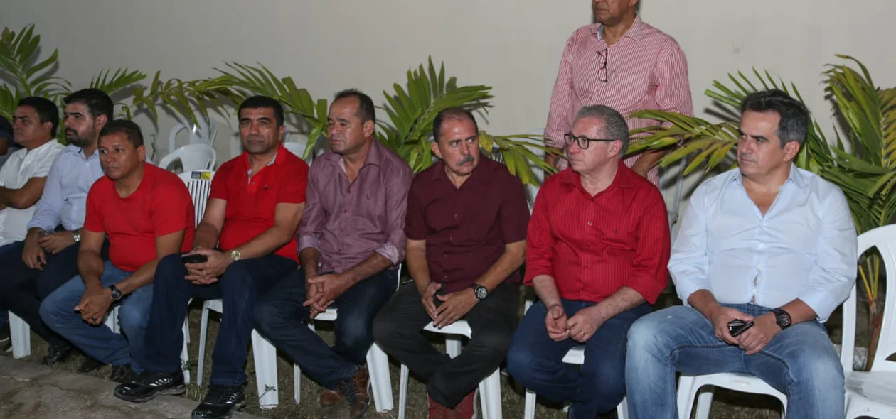 Autoridades políticas participaram do evento