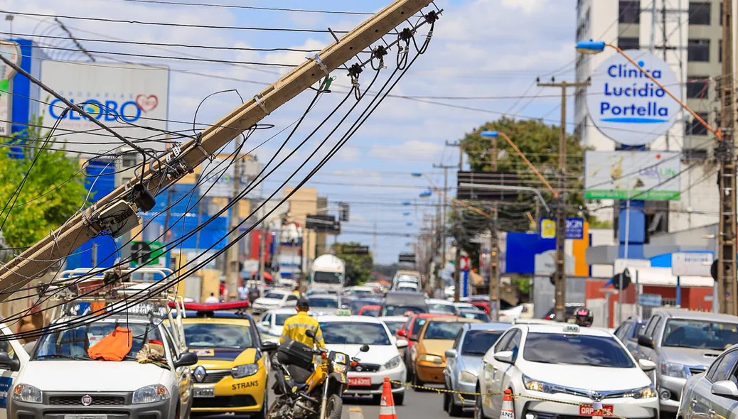 Avenida Pires de Castro ficou congestionada 