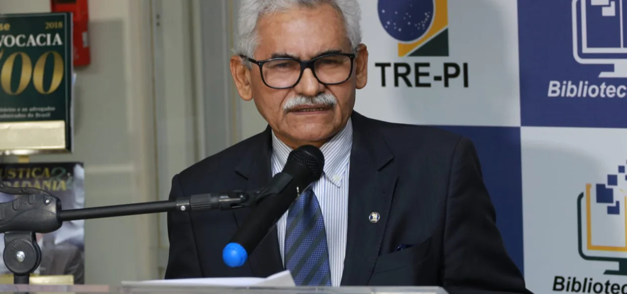 Juiz eleitoral Antônio Soares
