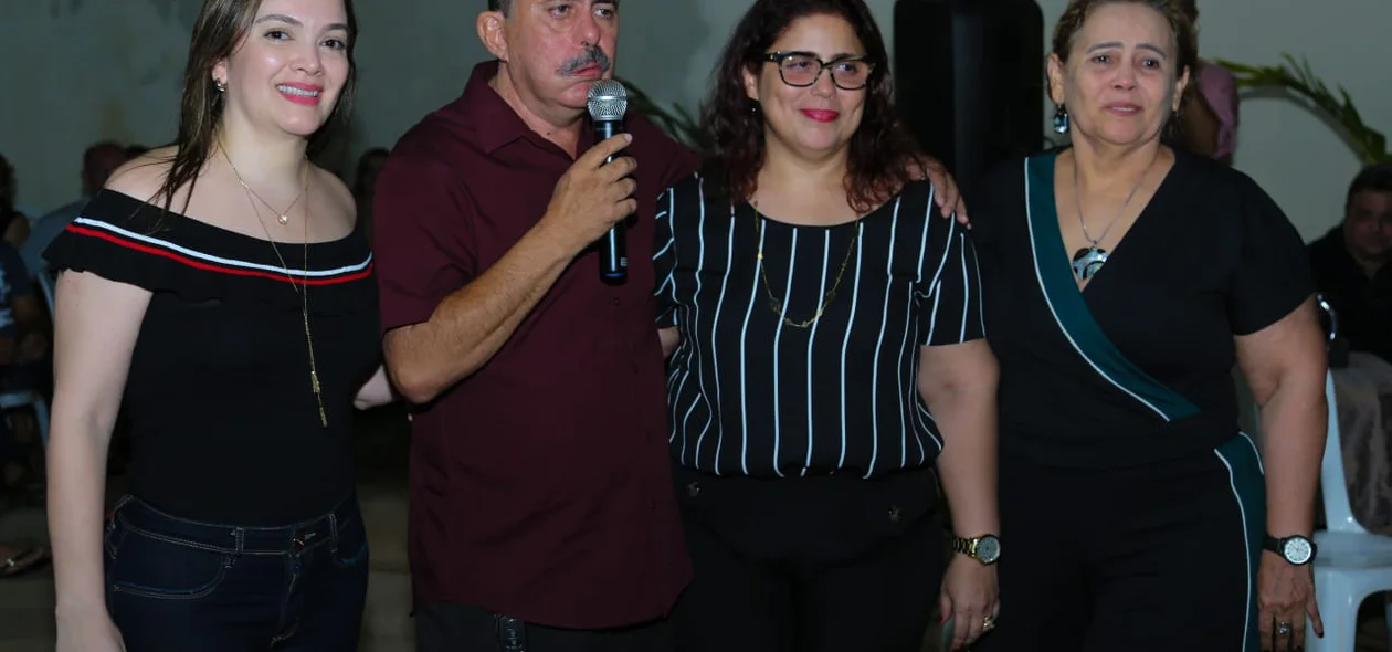 Patrícia Leal ao lado de Carlinhos Leal