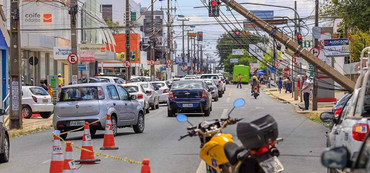 Strans esteve no local orientando o trânsito