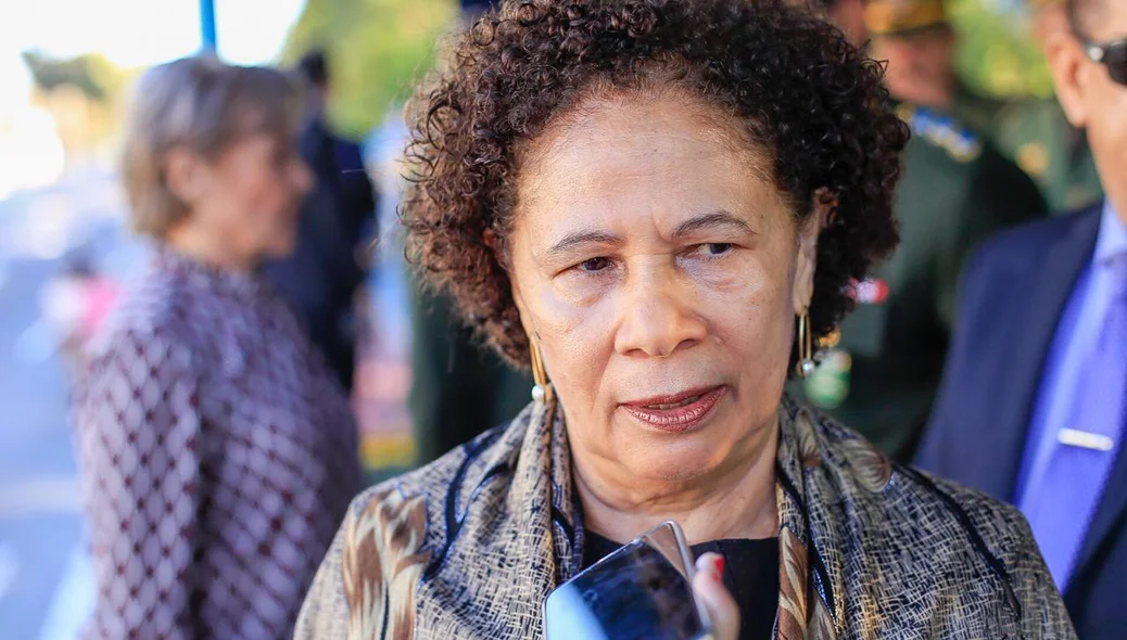 A vice-governadora do Piauí, Regina Sousa, também marcou presença na comemoração