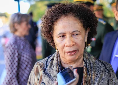 A vice-governadora do Piauí, Regina Sousa, também marcou presença na comemoração