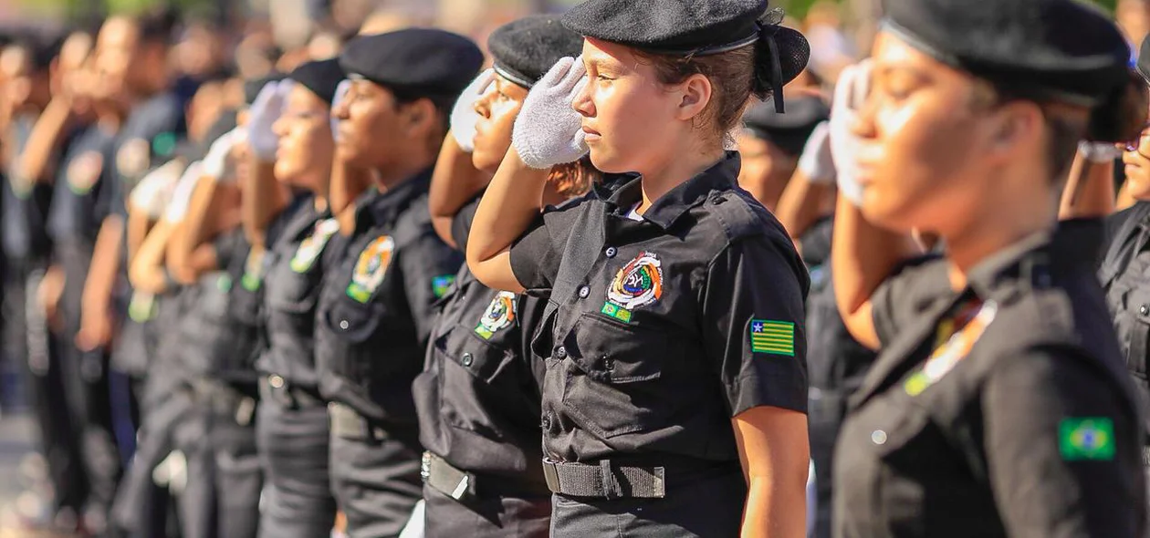 Mulheres do projeto social Força Jovem Mirim