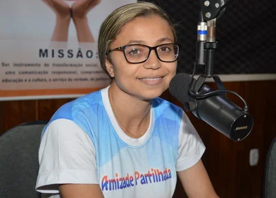 Jornalista Marinalva Ribeiro deixa equipe da Rádio  Cultura de Picos
