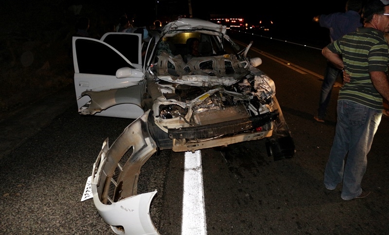 Veículo Classic ficou destruído após a colisão