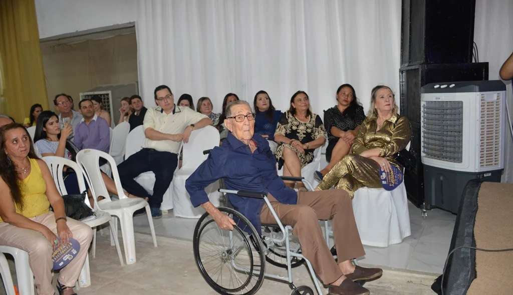 Professor Inácio Baldoino com familiares