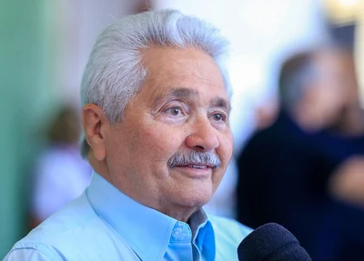Elmano Férrer 