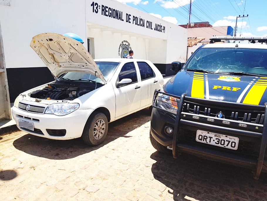 Veículo roubado em Salvador recuperado pela PRF-PI