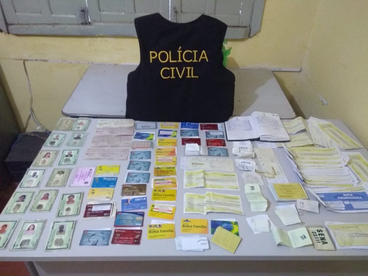 Polícia apreende cartões em Marcos Parente