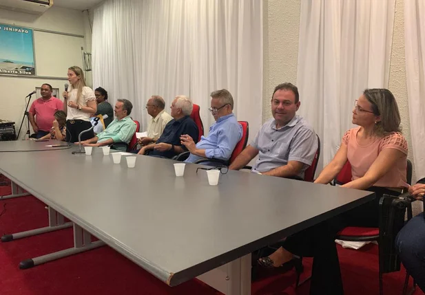 Pré-candidatos se reúnem na sede do MDB em Teresina 