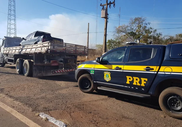 Homem é preso pela PRF por uso de documento falso