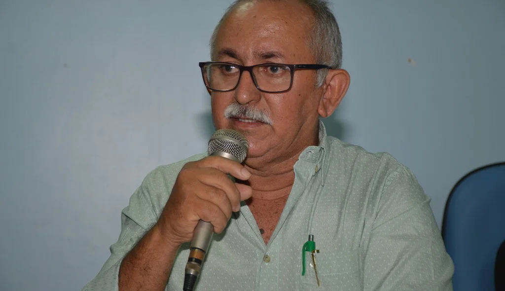 Joaquim Guedes se despede da presidência do PCdoB de Picos