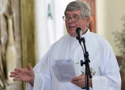 Padre Kazimierz Wojn , de 71 anos