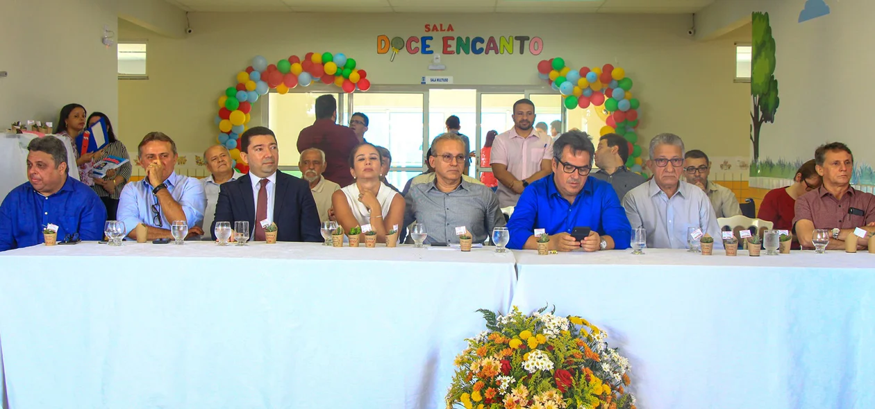 Solenidade de entrega do Centro Municipal de Educação Infantil (Cmei) Noronha Filho