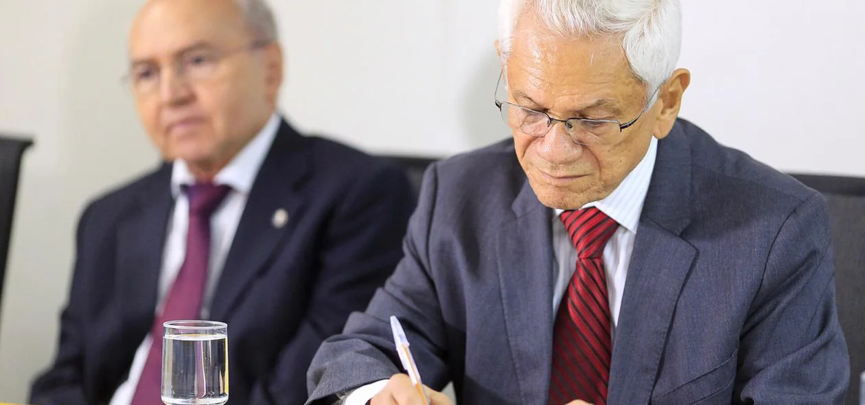 Desembargador Paes Landim, presidente do TRE-PI