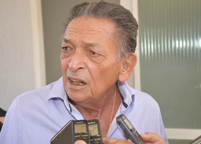 Ex-prefeito Gil Paraibano (Progressistas)