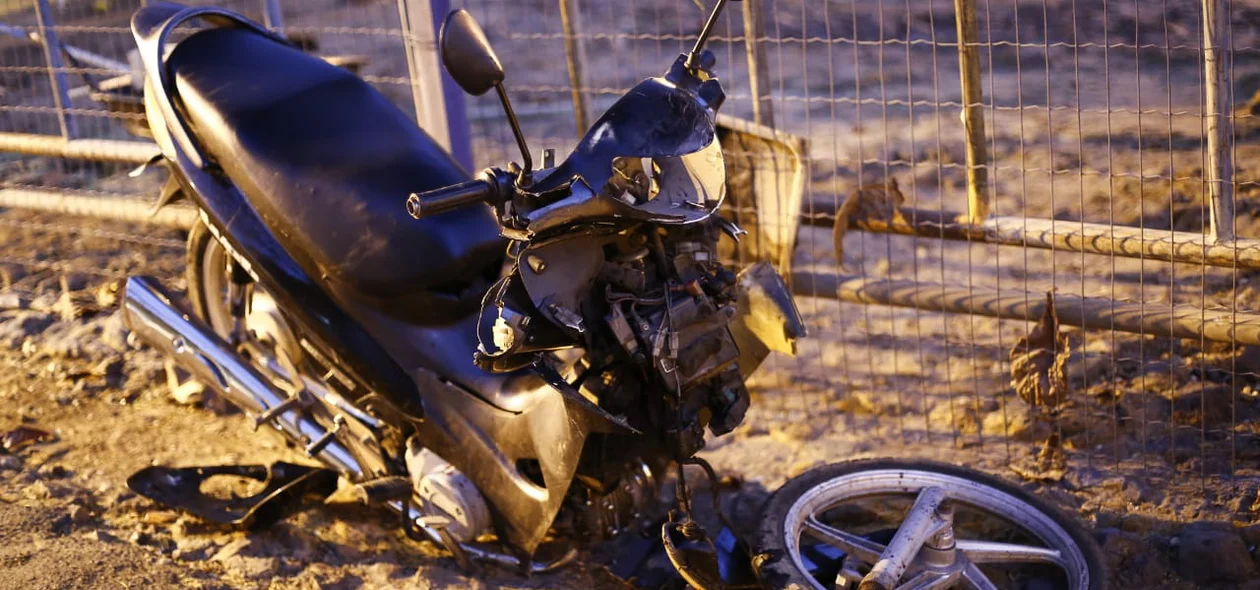 Motocicleta conduzida pela vítima